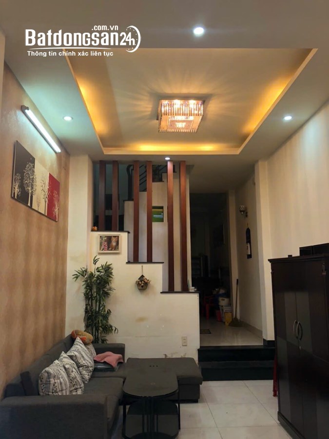 Bán nhà Đường Trần Văn Hoàng, Phường 4, Quận Tân Bình