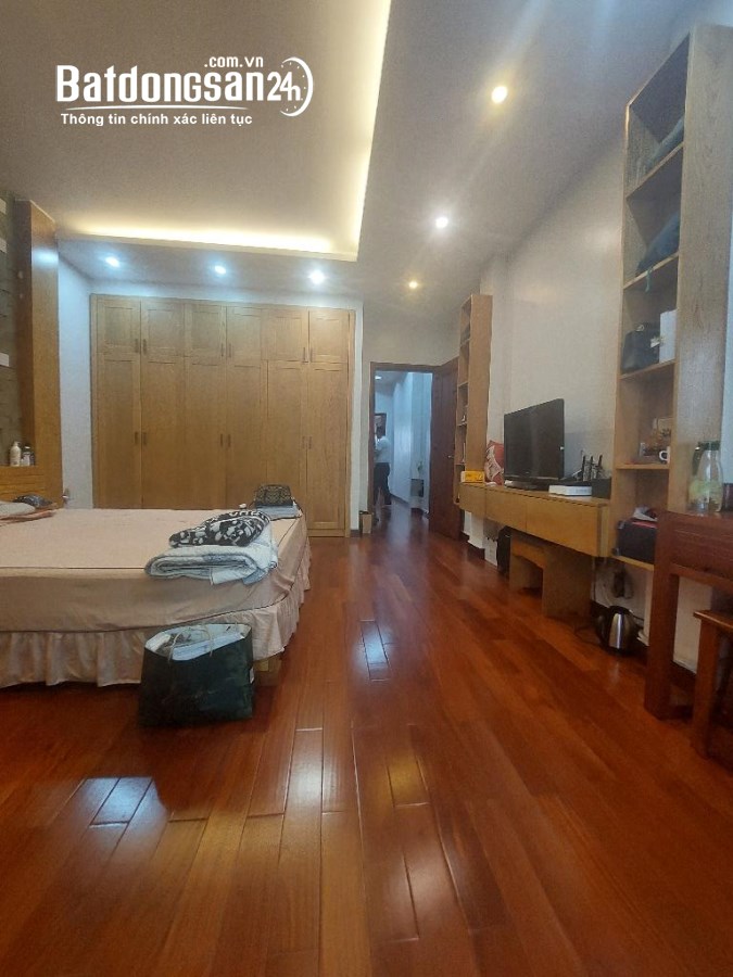 Bán nhà mặt tiền Đường Nguyễn Trãi, Phường Thượng Đình, Quận Thanh Xuân