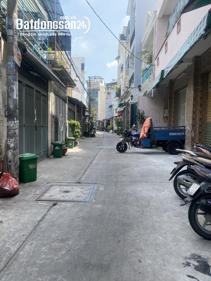 Bán nhà gần Đường Bình Long, Phường Bình Hưng Hòa A, Quận Bình Tân