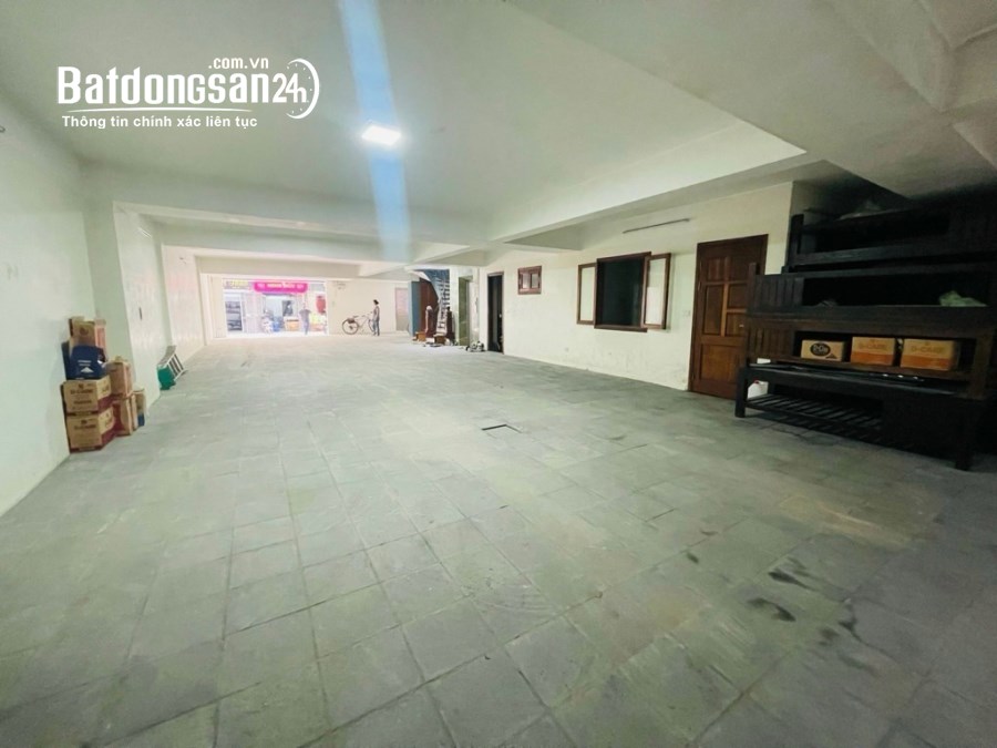 Bán nhà mặt tiền Đường Hoa Bằng, Phường Yên Hòa, Quận Cầu Giấy