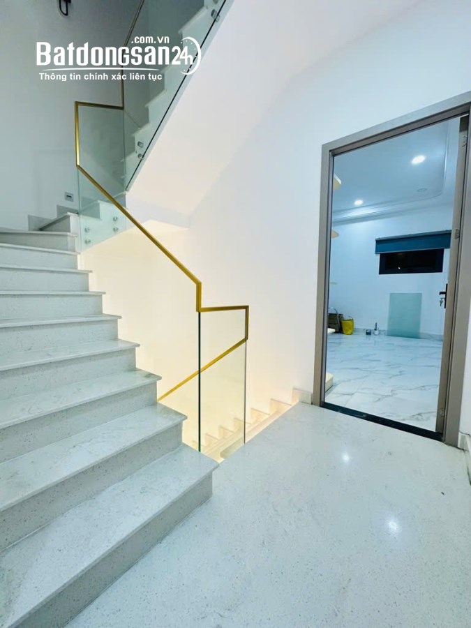 Bán nhà Đường Tô Hiến Thành, Phường 15, Quận 10