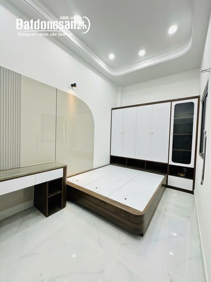 Bán nhà Đường Tô Hiến Thành, Phường 15, Quận 10