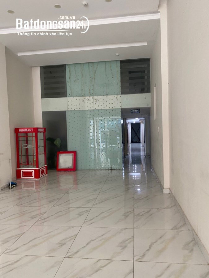 Bán nhà mặt tiền Đường Nguyễn Thị Minh Khai, Phường 5, Quận 3