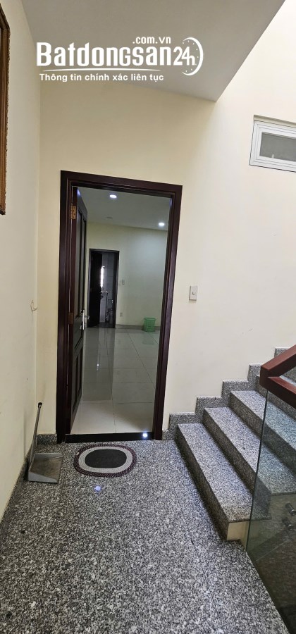 Bán nhà Đường Nguyễn Văn Linh, Phường Tân Thuận Tây, Quận 7