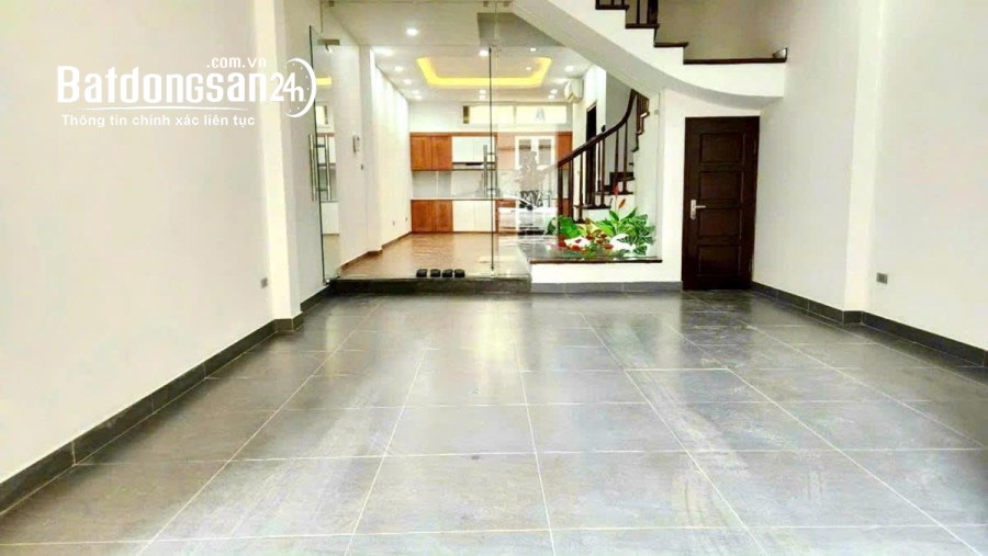 Bán nhà 5 tầng siêu hiếm phố Dương Khuê, Mai Dịch, Cầu Giấy 2 thoáng