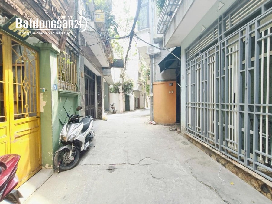 "Bán nhà phố Yên Lạc, Hai Bà Trưng 38m, 4 tầng. Giá: 10.9 tỷ