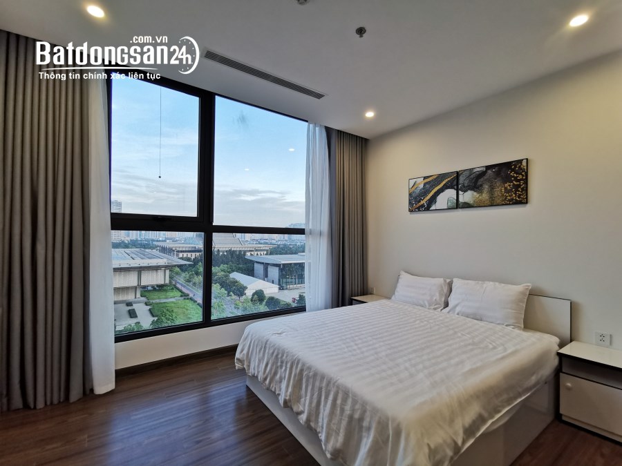 Cho thuê căn hộ Vinhomes West Point, căn góc, 4PN, view đẹp, đủ đồ