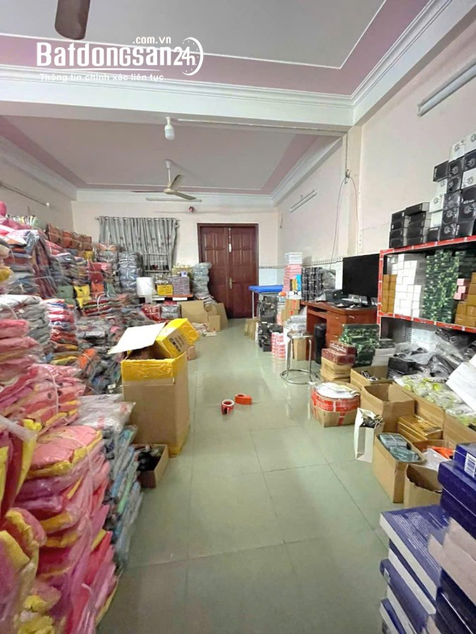 Bán nhà Đường Ni Sư Huỳnh Liên, Phường 10, Quận Tân Bình