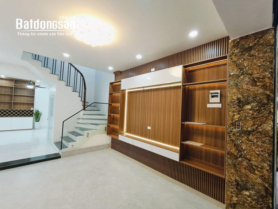 Bán nhà Đường Nguyễn Cảnh Dị, Phường Hoàng Văn Thụ, Quận Hoàng Mai