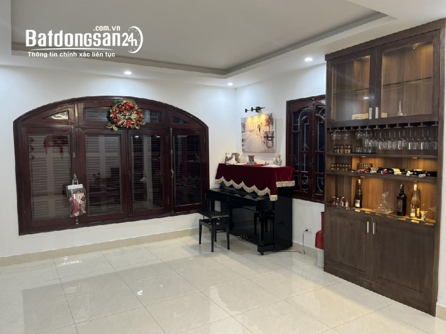 Bán nhà Phố Hoàng Cầu, Phường Ô Chợ Dừa, Quận Đống Đa
