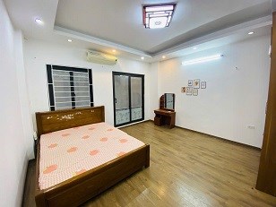 Bán nhà sát phố Hoa Đông, Phường Cự Khối, Quận Long Biên