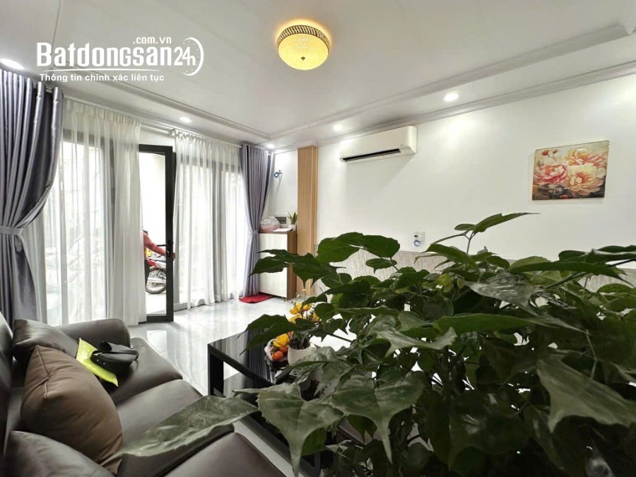 Bán nhà Đường Hồ Biểu Chánh, Phường 11, Quận Phú Nhuận