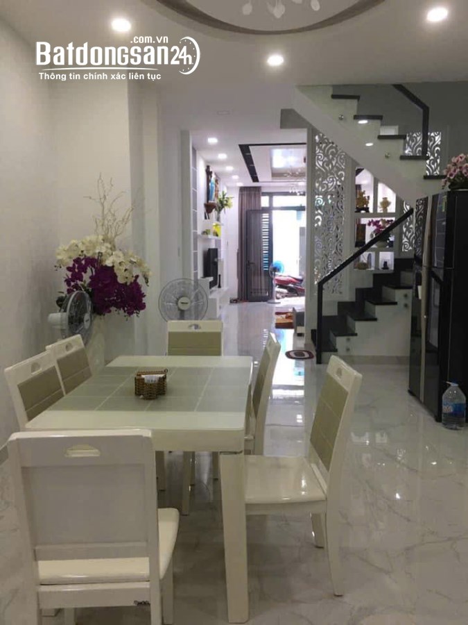 Bán nhà Đường Hoàng Hoa Thám, Quận Phú Nhuận