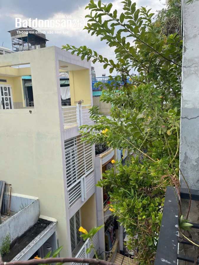 Bán nhà Đường Nguyễn Thiện Thuật, Phường 3, Quận 3