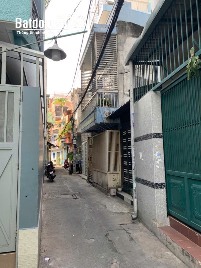 Bán nhà gần Vũ Tùng, Bình Thạnh, 35m2, 3 tầng, hẻm ba gác, nhỉnh 5 tỷ.
