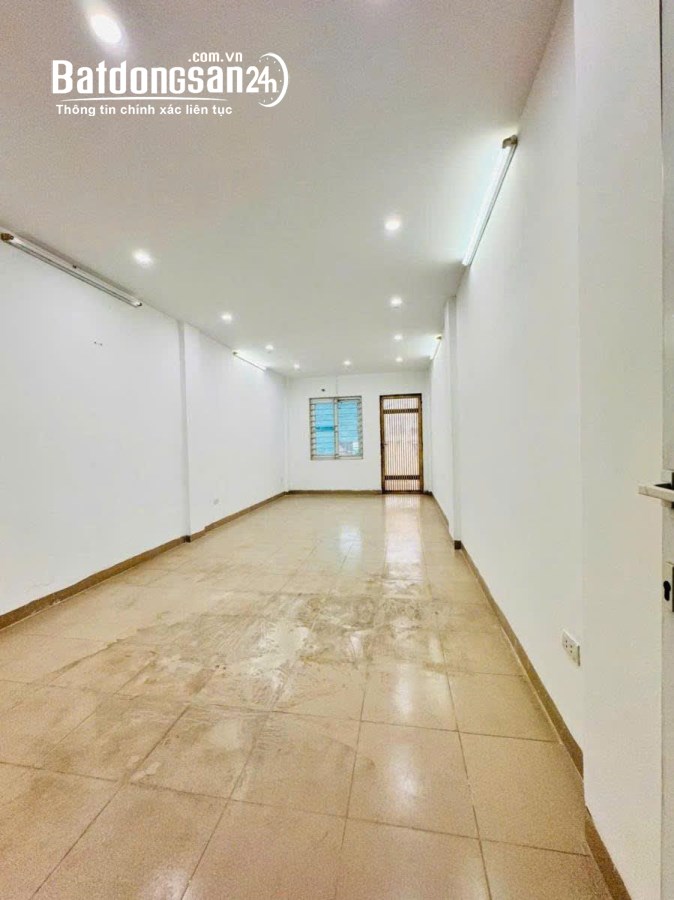 Bán nhà Phố Phan Văn Trường, Phường Dịch Vọng Hậu, Quận Cầu Giấy