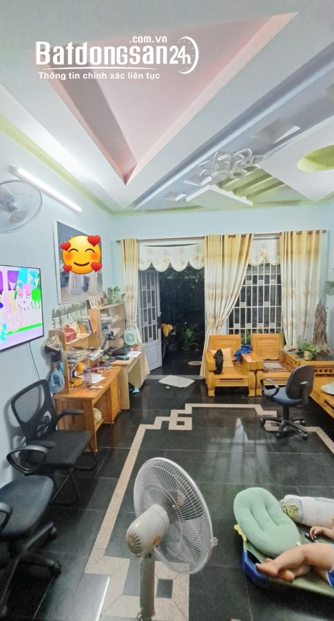 Bán nhà mặt phố Linh Xuân, Thủ Đức, 120m², 7.7 tỷ, 6PN, 5WC
