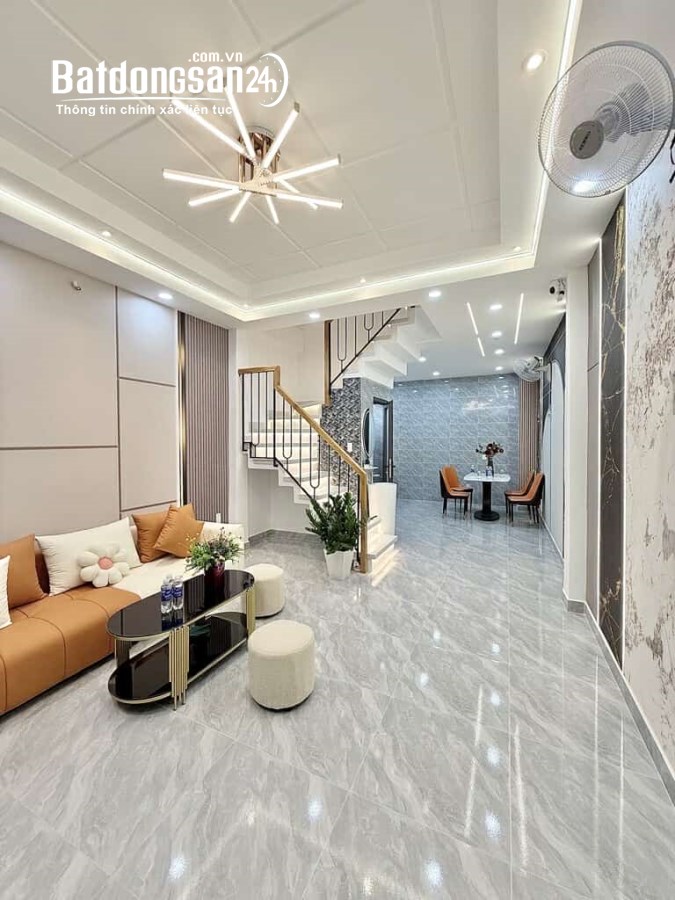 Bán nhà hẻm ô tô, Đường Trần Thị Trọng, Phường 15, Quận Tân Bình, 40m2, 6.15 tỷ