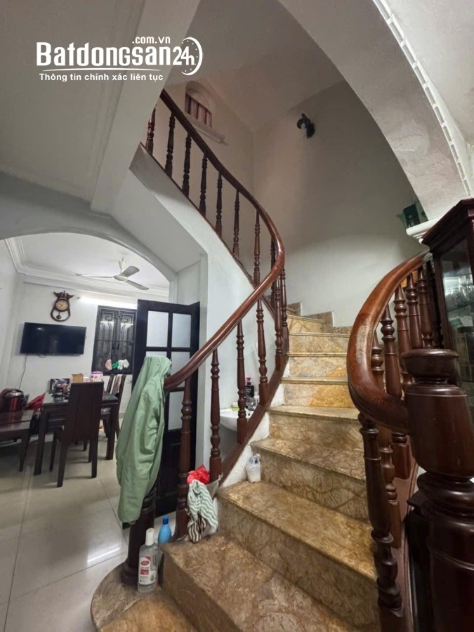 "Bán nhà phố Lê Thanh Nghị, Hai Bà Trưng 43m, 4 tầng. Giá: 11.3 tỷ