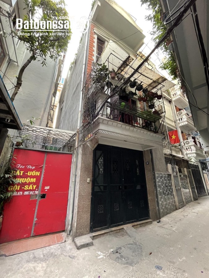 "Bán nhà phố Lê Thanh Nghị, Hai Bà Trưng 43m, 4 tầng. Giá: 11.3 tỷ