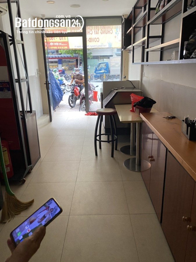 Bán nhà Đường 3/2, Phường 6, Quận 11