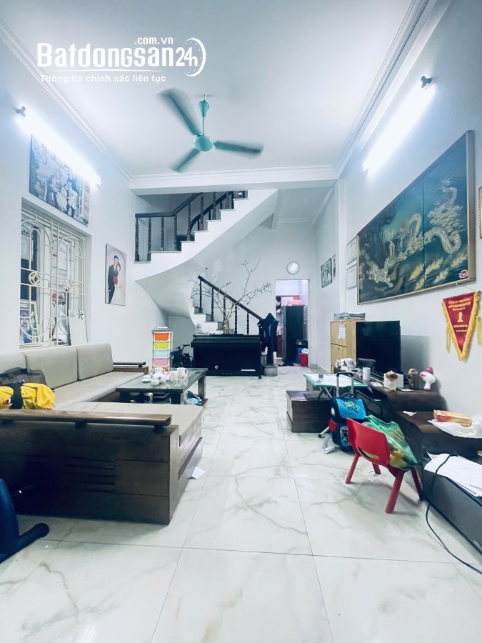 Hàng cực hiếm! Nhà dân xây Đại Mỗ,Tây Mỗ,Từ Liêm 41mx3T dân xây,oto đỗ gần