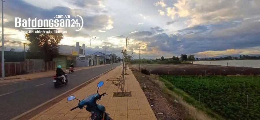 BÁN 181.2M2 ĐẤT TỔ 32 THỊ TRẤN LIÊN NGHĨA ĐỨC TRỌNG LÂM ĐỒNG