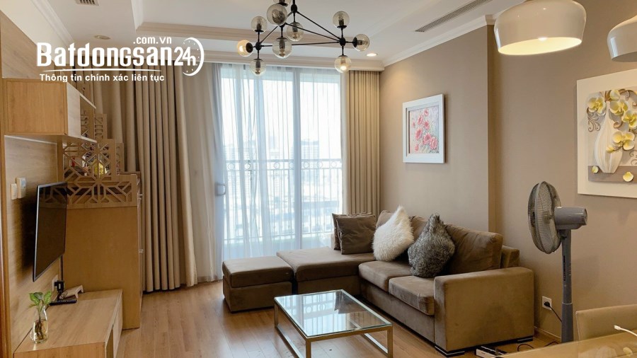 Bán căn hộ Vinhomes Nguyễn Chí Thanh, Quận Đống Đa, 2N giá chỉ 8.88T