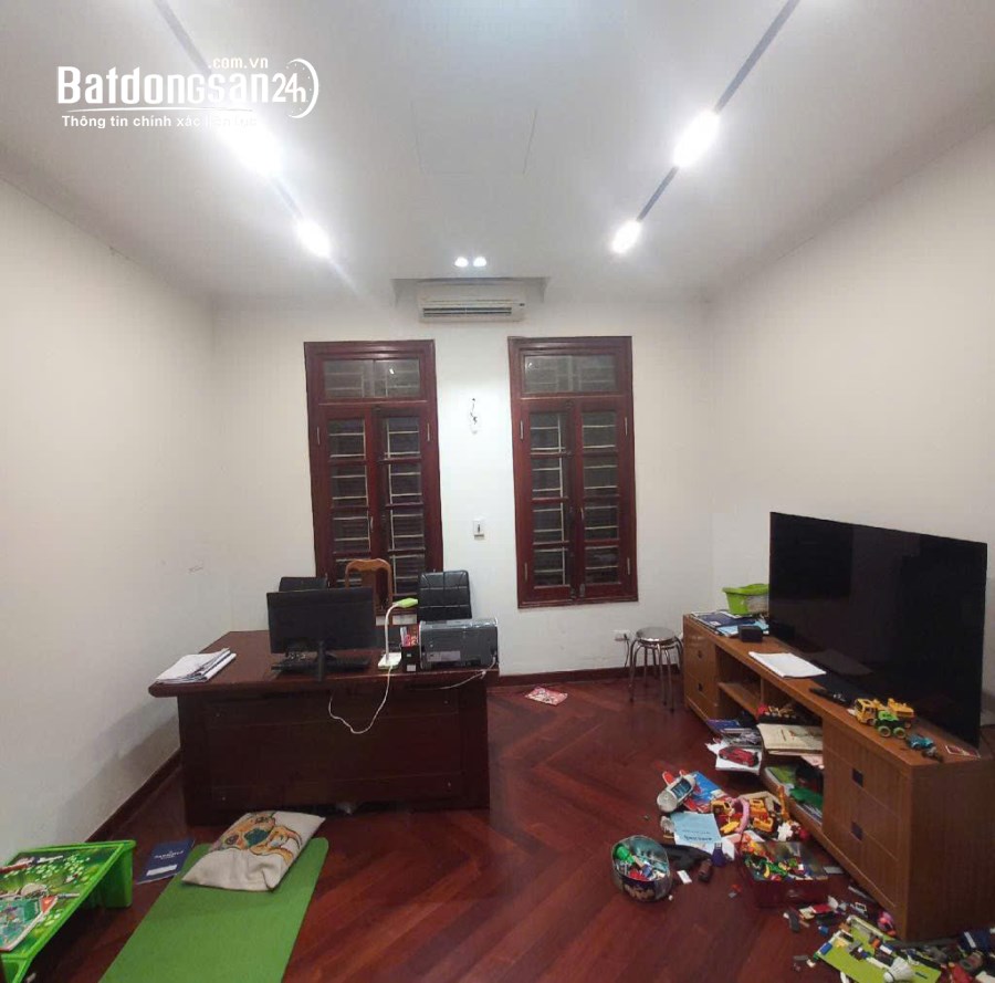 Bán nhà Phố Vũ Hữu, Phường Nhân Chính, Quận Thanh Xuân