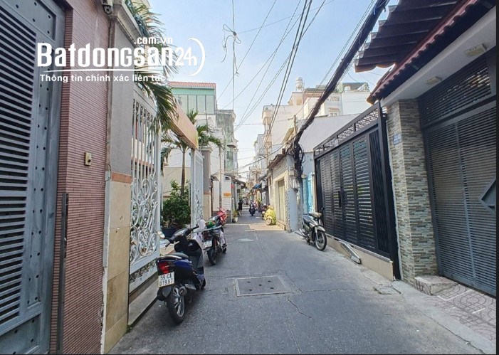 BÁN NHÀ ĐOÀN VĂN BƠ, Quận 4, 4 TẦNG, DT 66M2 (4.1X16), HẺM XE HƠI , GIÁ 9 TỶ TL. 