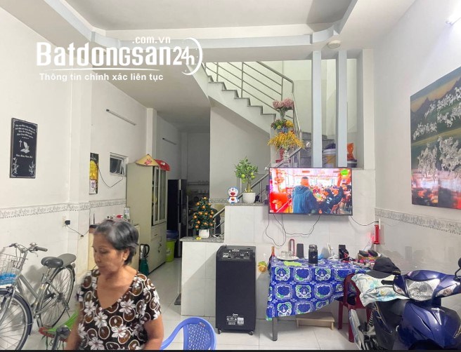 BÁN NHÀ ĐOÀN VĂN BƠ, Quận 4, 4 TẦNG, DT 66M2 (4.1X16), HẺM XE HƠI , GIÁ 9 TỶ TL. 
