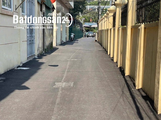 Bán nhà Mặt ngõ, Đường Hoàng Quốc Việt, Phường Nghĩa Đô, Quận Cầu Giấy