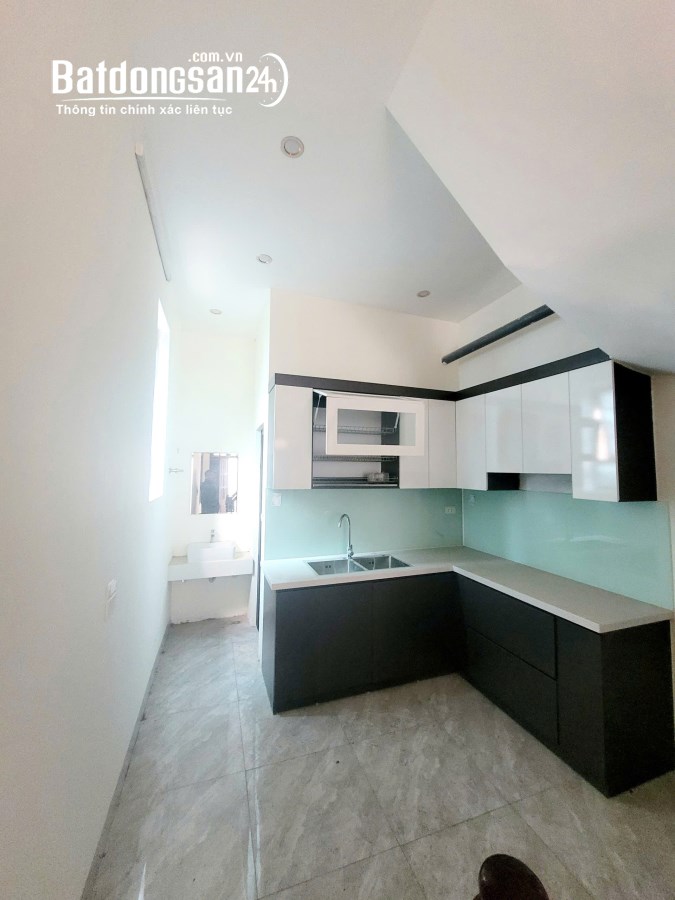Bán Nhà 3 tầng, 30m², 3PN, 2WC, Tả Thanh Oai - Thanh Trì - 3.65 tỷ