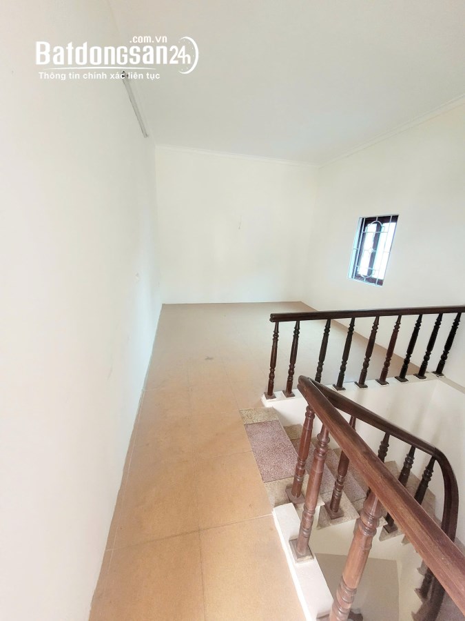 Bán Nhà 3 tầng, 30m², 3PN, 2WC, Tả Thanh Oai - Thanh Trì - 3.65 tỷ