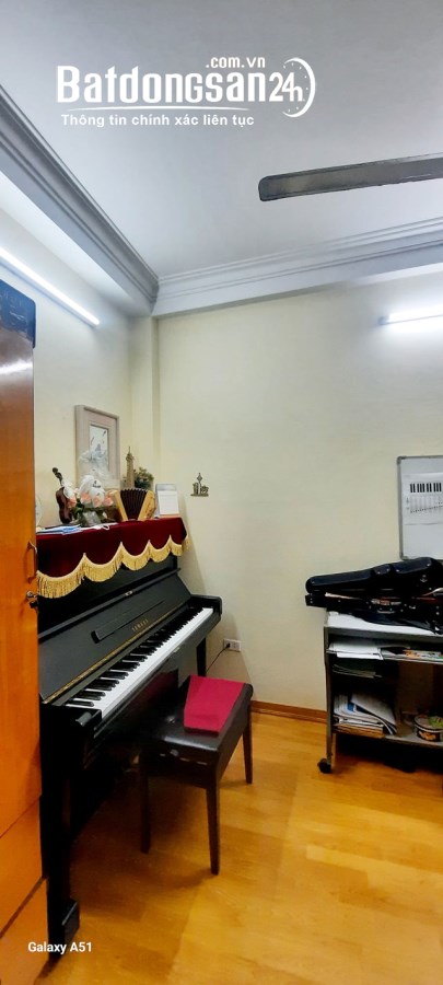 Bán nhà mặt tiền Đường Cầu Giấy, Phường Quan Hoa, Quận Cầu Giấy