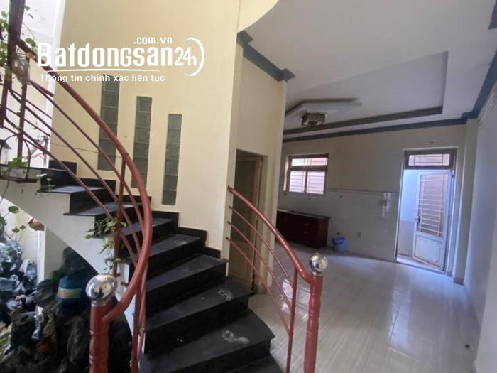 Bán nhà đường xe hơi thông tại Bình Hưng Hoà Bình Tân Dt 62m2 giá 5,3tỷ TL mạnh