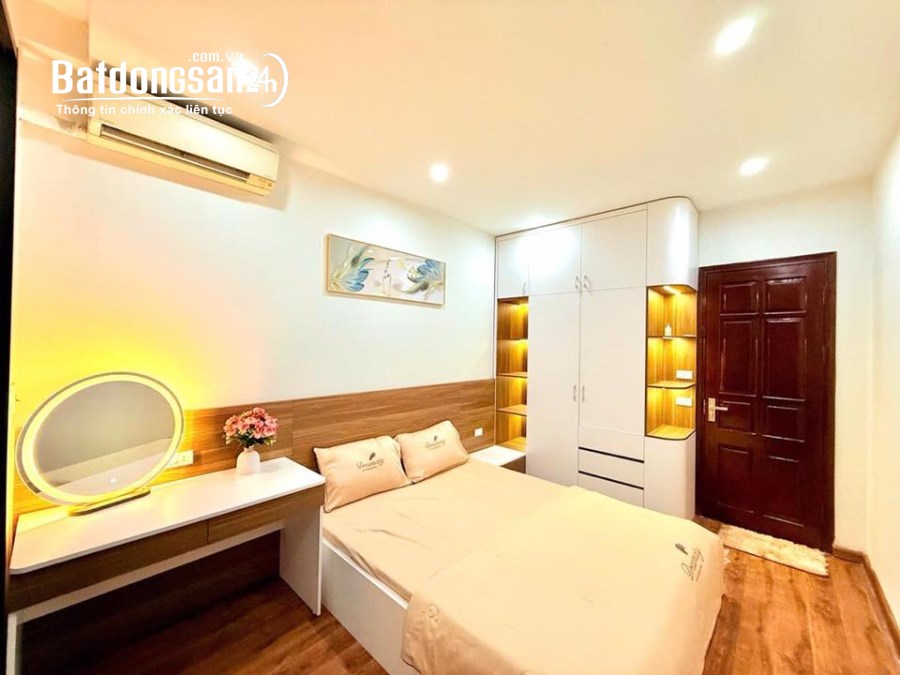 "Bán nhà ngõ Gốc Đề - Minh Khai, Hai Bà Trưng 36m, 5 tầng. Giá: 7.6 tỷ