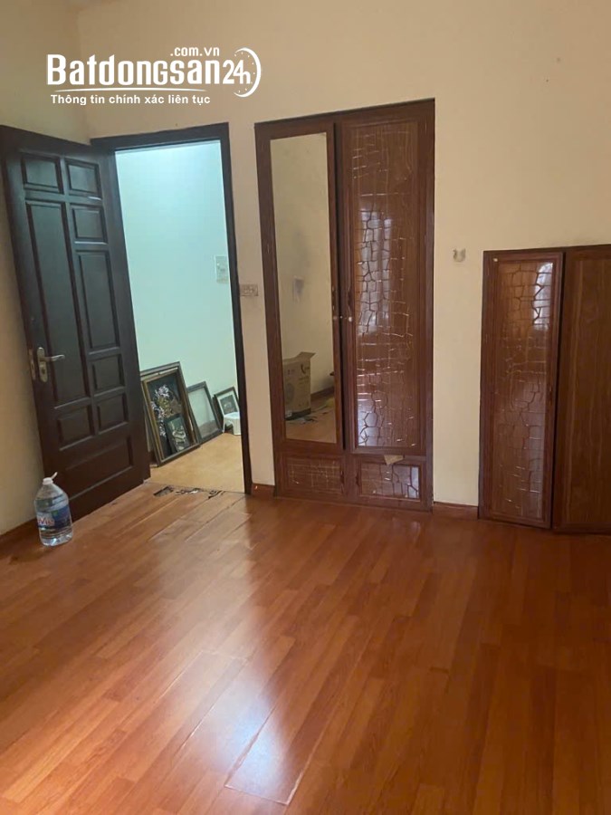 BÁ.N NHÀ VÕ CHÍ CÔNG, TÂY HỔ, SỔ ĐỎ TRAO TAY, OTO ĐỖ CỬA. DT40M2