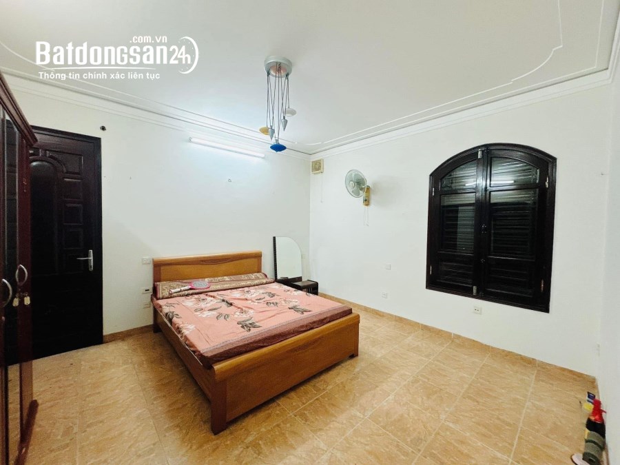 "Bán nhà phố Nguyễn Viết Xuân, Thanh Xuân 80m, 4 tầng, mt 4.6m. Giá: 25.8 tỷ