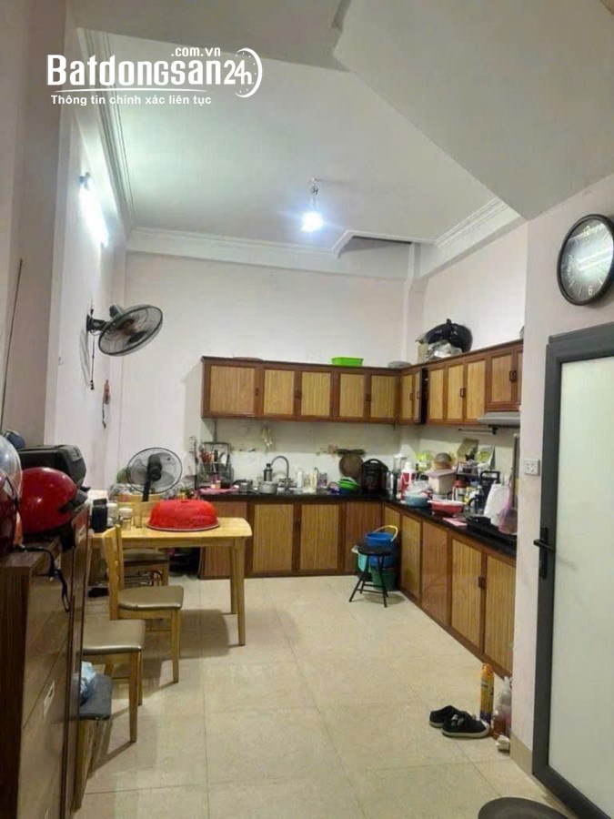 Chính chủ gửi bán nhà xây rất kiên cố chắc chắn ở phố Lụa, Vạn Phúc Hà Đông,