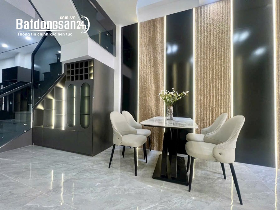 Chốt ngay nhà đẹp mặt tiền đường Huỳnh Ngọc Huệ, Q.Thanh Khê, TP. Đà Nẵng 