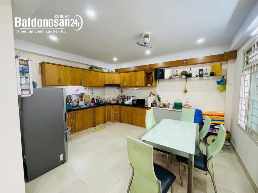 BÁN NHÀ HẺM NHƯ MT, CÔ BẮC, Phú Nhuận, PN Ở HAY KD ĐỈNH, (5.2x17m), SỔ A4, 3 TẦNG, 4 PN 