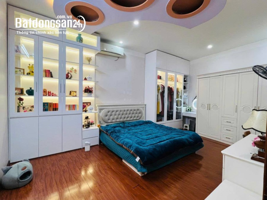 NHÀ  GẦN AEON HÀ ĐÔNG - ĐƯỜNG LÊ QUANG ĐẠO KÉO DÀI- ĐẠI MỖ 63M 5 TẦNG XỊN SÒ