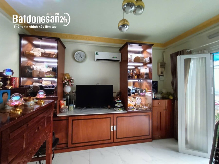 Chính chủ cho thuê căn hộ lầu 1 chung cư số 46/28 đường Nguyễn Cửu Vân, Bình Thạnh.