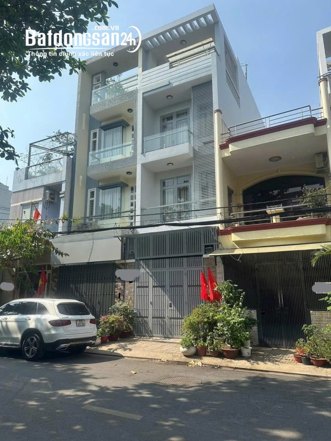 Bán nhà mặt tiền Đường Lê Sao, Phường Phú Thạnh, Quận Tân Phú
