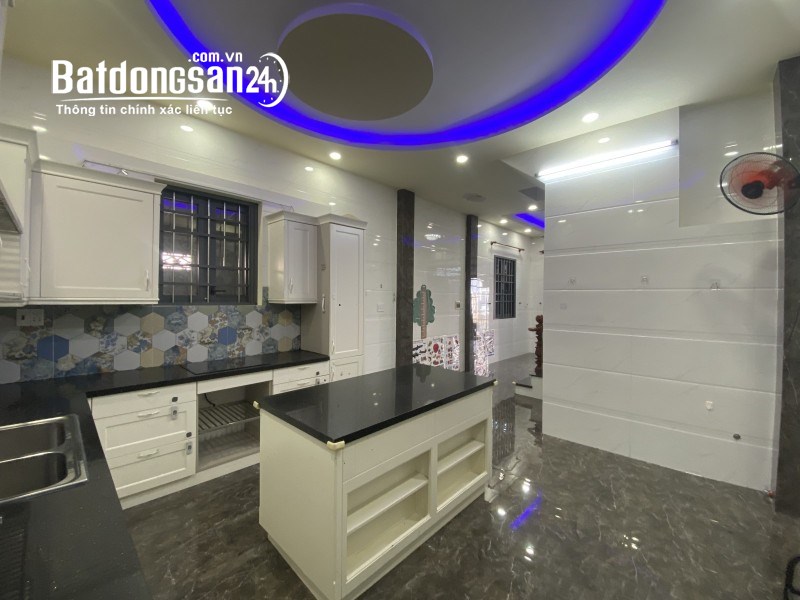 Bán nhà 77m2, 2PN, 3WC, Linh Xuân, Thủ Đức, 4.15 tỷ, sổ hồng