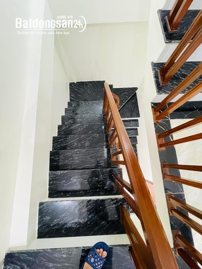 "Bán nhà phố Minh Khai, Hoàng Mai 44m, 5 tầng. Giá: 8.1 tỷ