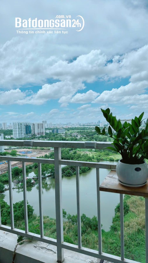Cần tiền cho con đi du học bán gấp CH cao cấp TerraRosa 92m2 view đẹp