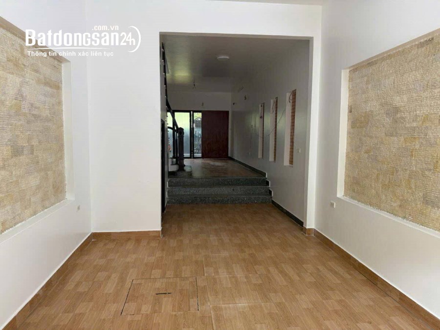 Bán nhà 60m x 5T, 17T đường 800A Nghĩa Đô, Cầu Giấy, Hà Nội.