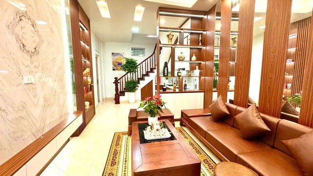 Bán nhà đẹp Hoàng Hoa Thám, Ba Đình, diện tích 31m2, mặt tiền 3.5m,